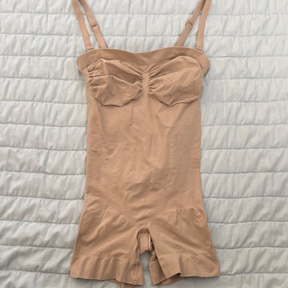 SKIMS Nude Shapewear Bodysuit